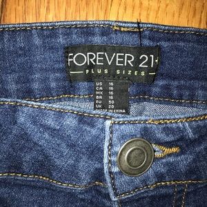 Forever 21 women’s jeans